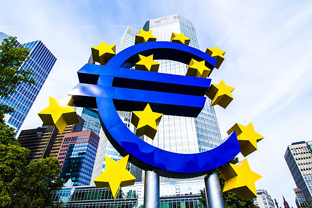 EUR/CAD halts its gains, trading around 1.5130 during the European session on Wednesday. 