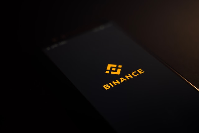 FX168財經報社(亞太)訊 全球最大加密交易所幣安(Binance)高管蒂格蘭·甘巴揚(Tigran Gambaryan)自2月起被尼日利亞拘留，他是美國公民和前美國國稅局特工。美國國務卿布林肯(Antony Blinken)私下施壓放行，外交大使會見尼日利亞總統內閣，國會議員提交決議，要求將事件定性爲「人質」。