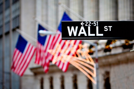 Investing.com – Hợp đồng tương lai chỉ số chứng khoán Mỹ ổn định vào tối thứ Năm khi các nhà đầu tư chờ đợi cuộc họp của Cục Dự trữ Liên bang (Fed) vào tuần tới, nơi dự kiến sẽ có quyết định cắt giảm