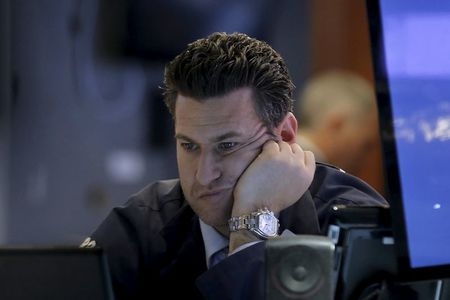 Investing.com - Chính phủ Mỹ đã bán 22 tỷ USD trái phiếu kỳ hạn 30 năm vào thứ Năm với lợi suất cao hơn dự kiến trong bối cảnh nhu cầu suy yếu. Các trái phiếu được trao tay ở mức 4,535%, cao hơn tỷ lệ