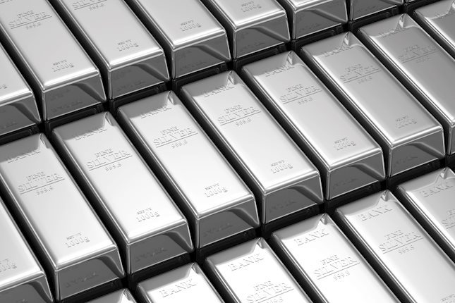 Giá bạc (XAG/USD) kéo dài mức lỗ trong phiên thứ hai, giao dịch quanh mức 30,90$ mỗi ounce trong giờ giao dịch châu Á vào thứ Sáu.