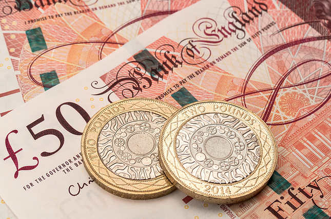 El GBP/USD rompe su racha de tres días de pérdidas, cotizando alrededor de 1,2640 durante las primeras horas europeas del lunes.