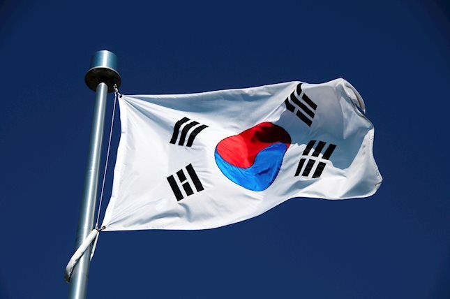 El ministro de Asuntos Exteriores de Corea del Sur, Cho Tae-yul, dijo el miércoles que "responderán activamente a la volatilidad excesiva en el mercado de divisas". Comentarios adicionales: el presidente de EE.UU., Biden, expresó su confianza en la democracia coreana y su apoyo a la alianza bilateral en una reciente llamada telefónica.