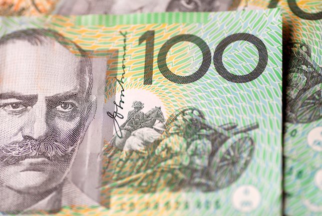 El Dólar australiano rebota desde los mínimos de dos años en torno a 0.6200, impulsado por una pausa en la tendencia alcista de línea dura del Dólar inspirada por el recorte de la Fed.