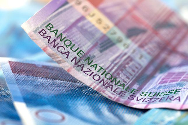 Cặp USD/CHF tăng lực kéo lên khoảng 0,8935, chấm dứt chuỗi thua lỗ hai ngày trong đầu phiên giao dịch châu Âu vào thứ Hai.
