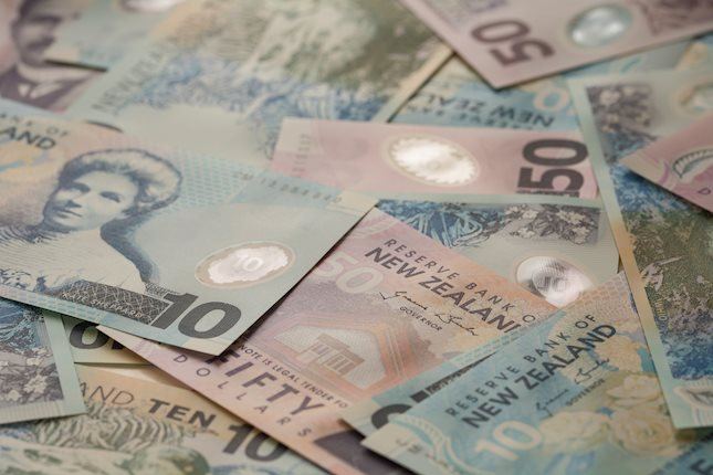 NZD/USD kéo dài đà tăng trong ngày thứ hai liên tiếp, giao dịch quanh mức 0,5660 trong phiên giao dịch châu Á vào thứ Hai.