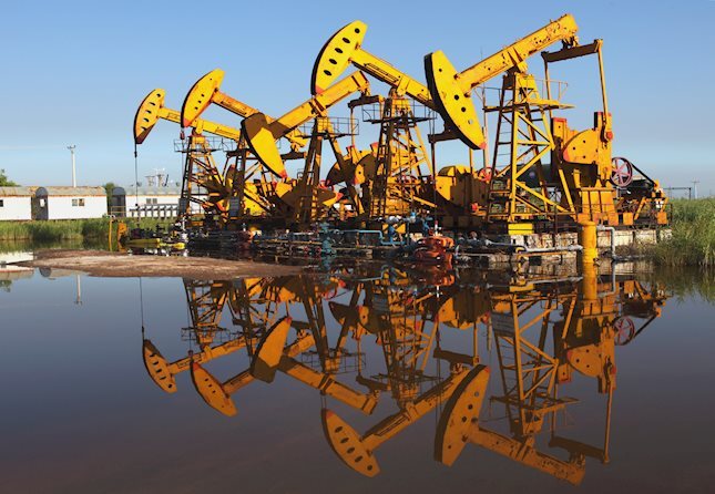 Giá dầu West Texas Intermediate (WTI) tiếp tục duy trì ở mức thấp trong phiên thứ hai liên tiếp, giao dịch quanh mức $69,30 mỗi thùng trong giờ giao dịch châu Á vào thứ Ba.