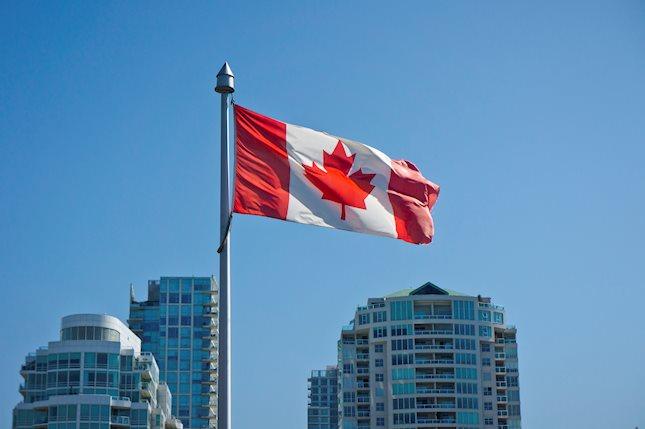 Trích dẫn ba nguồn tin, một hãng tin Canada, The Globe and Mail, đưa tin hôm Chủ nhật rằng Thủ tướng Justin Trudeau có thể sẽ thông báo sớm nhất là vào thứ Hai rằng ông sẽ từ chức Lãnh đạo Đảng Tự do.