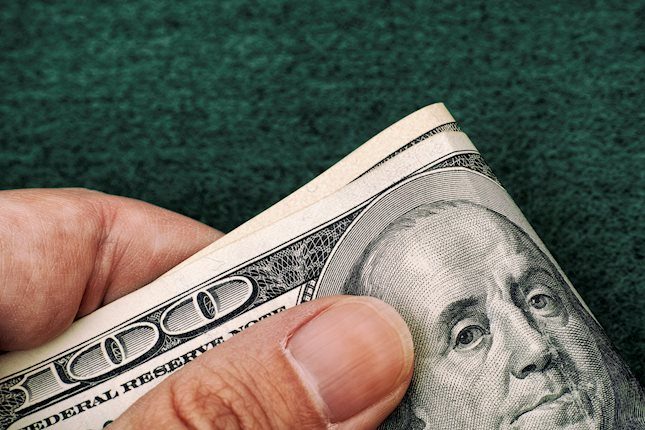 El Índice del Dólar estadounidense (DXY), que mide el valor del USD frente a una cesta de divisas, comercia con ganancias el martes después de dos días de pérdidas.
