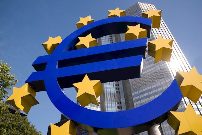 El Euro (EUR) podría bajar y probar 1.0320; es poco probable que el soporte en 1.0300 se vea amenazado. A largo plazo, la inclinación para el EUR está orientada al alza; cualquier avance probablemente sea parte de un rango de negociación más alto de 1.0300/1.0465, señalan los analistas de FX de UOB Group, Quek Ser Leang y Lee Sue Ann.