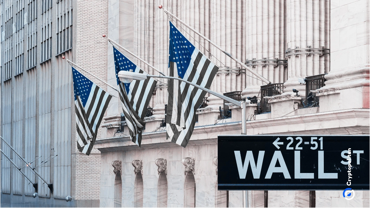 Los bancos más grandes de Wall Street no pierden tiempo. Han olido la oportunidad y apesta a Bitcoin. Con el recién elegidodent Donald Trump que abarca activos digitales, Morgan Stanley, Bank of America, y Royal Bank of Canada (RBC) están corriendo para bloquear las OPI criptográficas, las ofertas de compartir y los bonos convertibles, según un informe de Bloomberg. Morgan Stanley […]