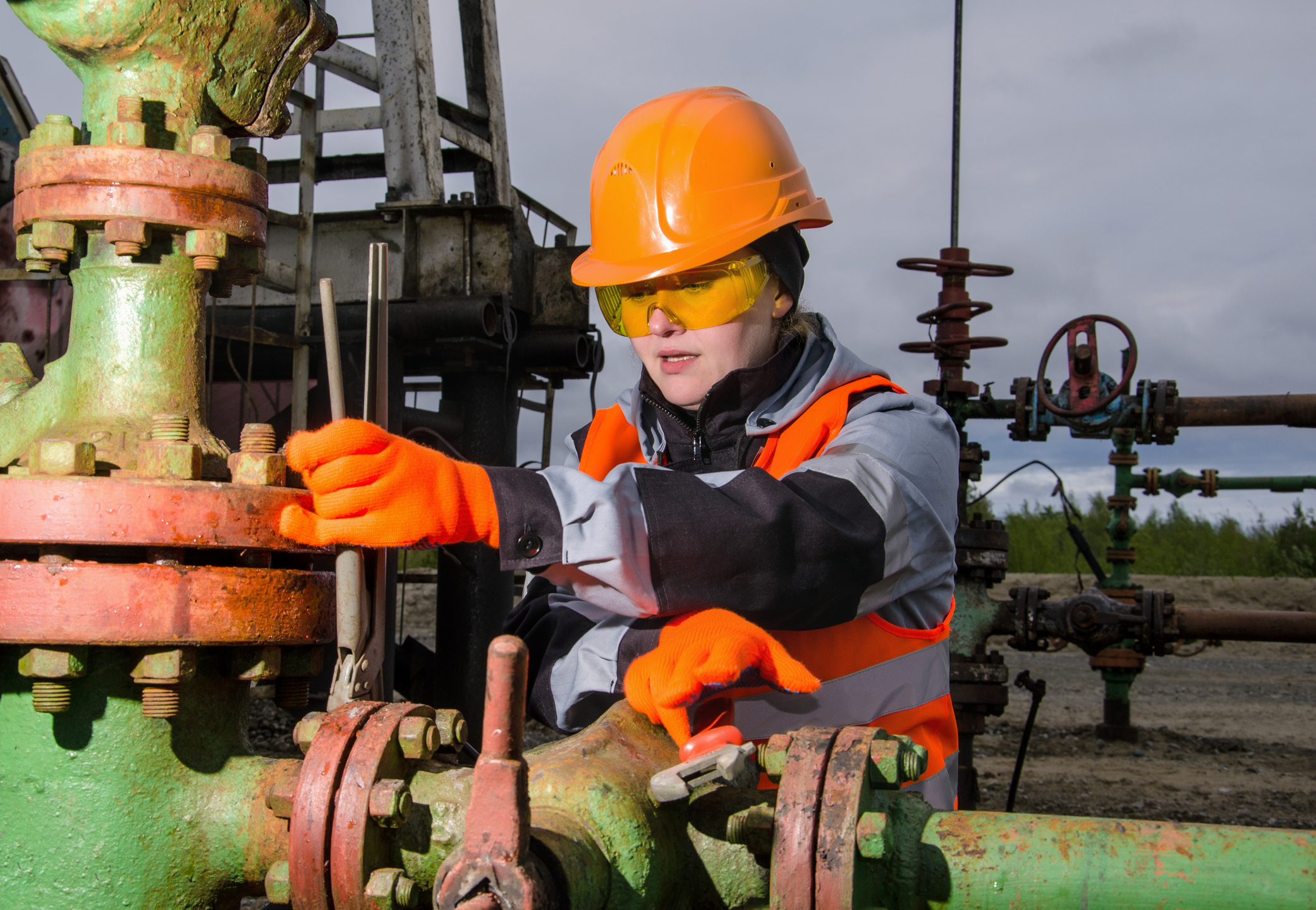 Key PointsThe energy sector is volatile, but some companies are built to survive that volatility.Chevron has a lofty yield and a long history of returning value to investors via dividend hikes.TotalEnergies has a lofty yield and a business that is changing with the world around it.10 stocks we like ...