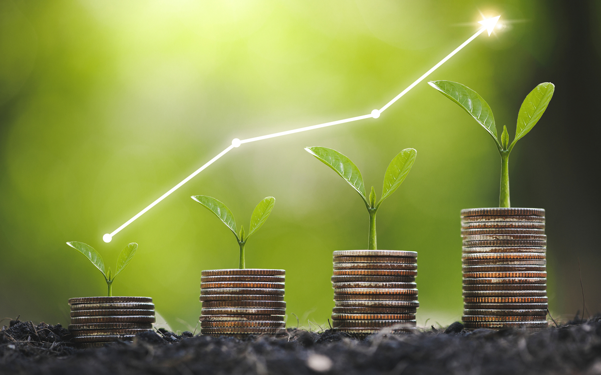 Key PointsThis growth stock is up over 40-fold since 2015 and is still growing revenue at high rates.This e-commerce powerhouse operates in an environment where 85% of sales are still offline, giving it a long growth runway.This streaming stock could be at a turning point.10 stocks we like better th...