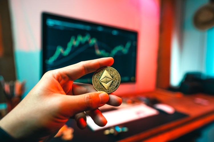 In a powerful show of investor confidence, spot Ethereum exchange-traded funds (ETFs) broke all records in July with $5.43 billion in net inflows. It marks the highest monthly inflow since their market debut and reflects a sharp 369% rise from June’s inflow of $1.16 billion. With 20 straight days of...