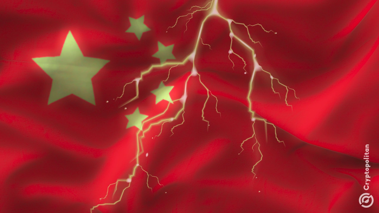 Gigantes da tecnologia chinesas, incluindo Tencent, JD.com e Hon Hai, enfrentam crescente pressão de novas tarifas dos EUA, ameaçando desacelerar suas ambições de crescimento.