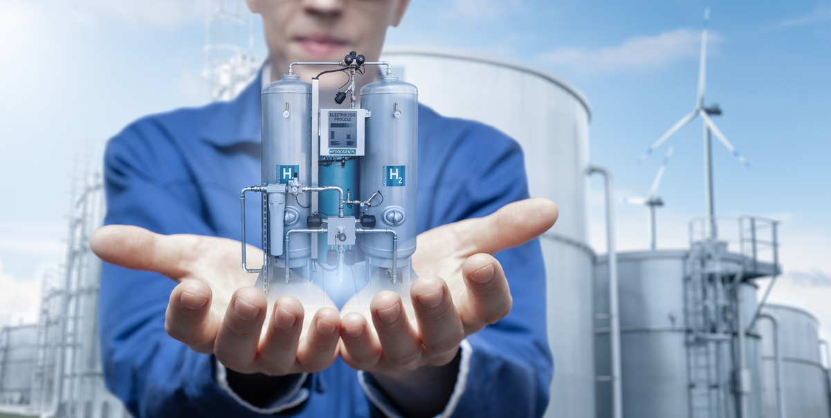 Key PointsPlug Power's financial results improved during the second quarter. The company is still losing money on every sale. It has a long way to go before it starts generating profits for shareholders. 10 stocks we like better than Plug Power › Plug Power (NASDAQ: PLUG) recently reported its secon...