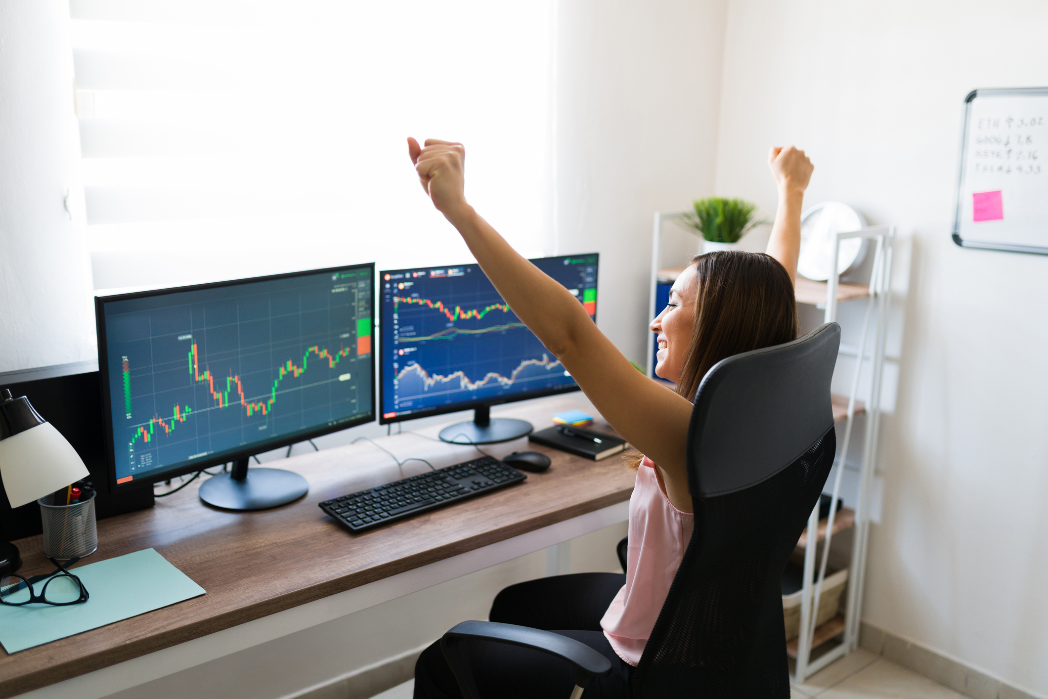 Key PointsEli Lilly appears to be a great stock to buy on recent, unexpected weakness.Summit is an up-and-coming drugmaker that could be about to hit its stride.Vertex Pharmaceuticals' recent sell-off presents a tremendous buying opportunity.10 stocks we like better than Eli Lilly › We're well into ...
