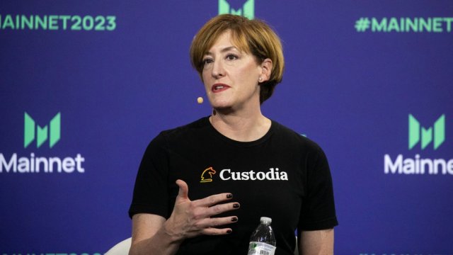 Custodia CEO and key crypto figure Caitlin Long has questioned the readiness of traditional finance firms for their first-ever crypto winter. Speaking with CNBC on Friday at the Wyoming Blockchain Symposium 2025, Long emphasized that while Wall Street’s increasing involvement has fueled the current ...
