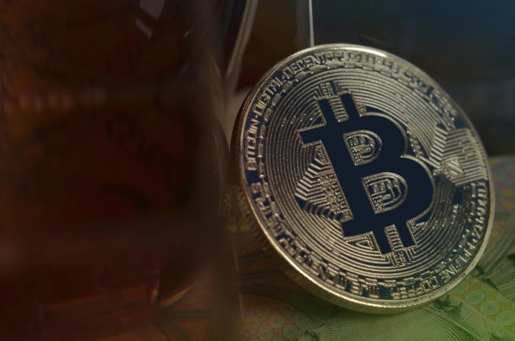 Bitcoin appears to be quietly gathering strength beneath the surface. After a healthy pullback that shook out weak hands, the market is showing signs of renewed momentum. Key technical signals suggest this correction may have been a setup for the next major rally, potentially paving the way for a ne...