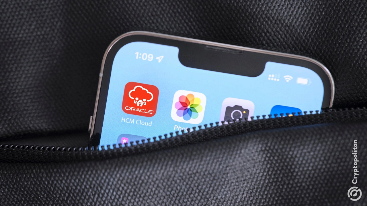 Oracle’s new leadership is standing in front of a $300 billion bet that could reshape the company’s future, or crush it. The dual CEOs, Mike Sicilia and Clay Magouyrk, are defending a massive AI push built on new data centers and an aggressive partnership with OpenAI, according to The Wall Street Journal. The pair says […]