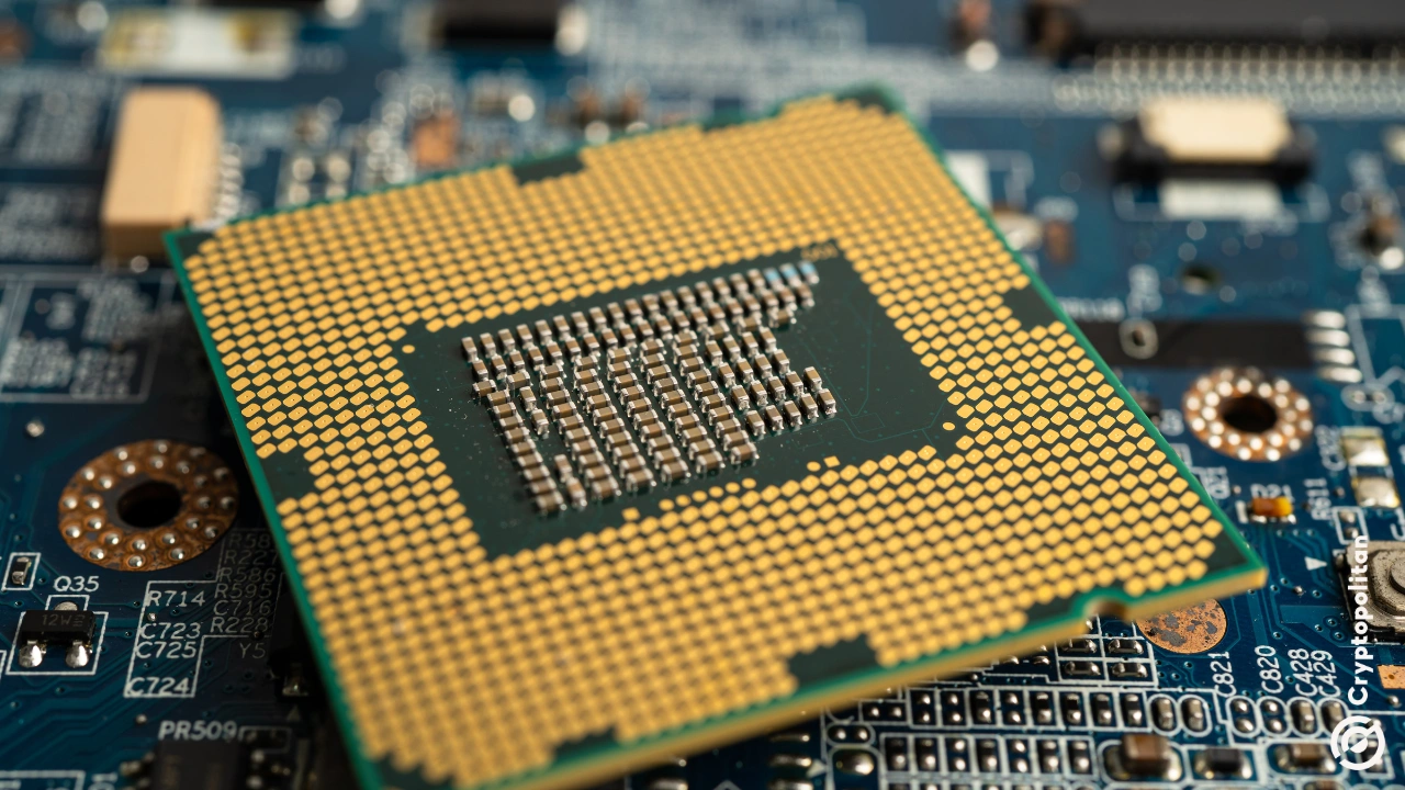 Pressure is growing on ministers to force the sale of Nexperia’s microchip plant in Stockport, after senior politicians warned that the UK is exposing itself to national‑security risks by allowing Chinese ownership of the site. The plant, located in Greater Manchester, is one of the UK’s largest chip manufacturing facilities and reported £192m in revenue […]