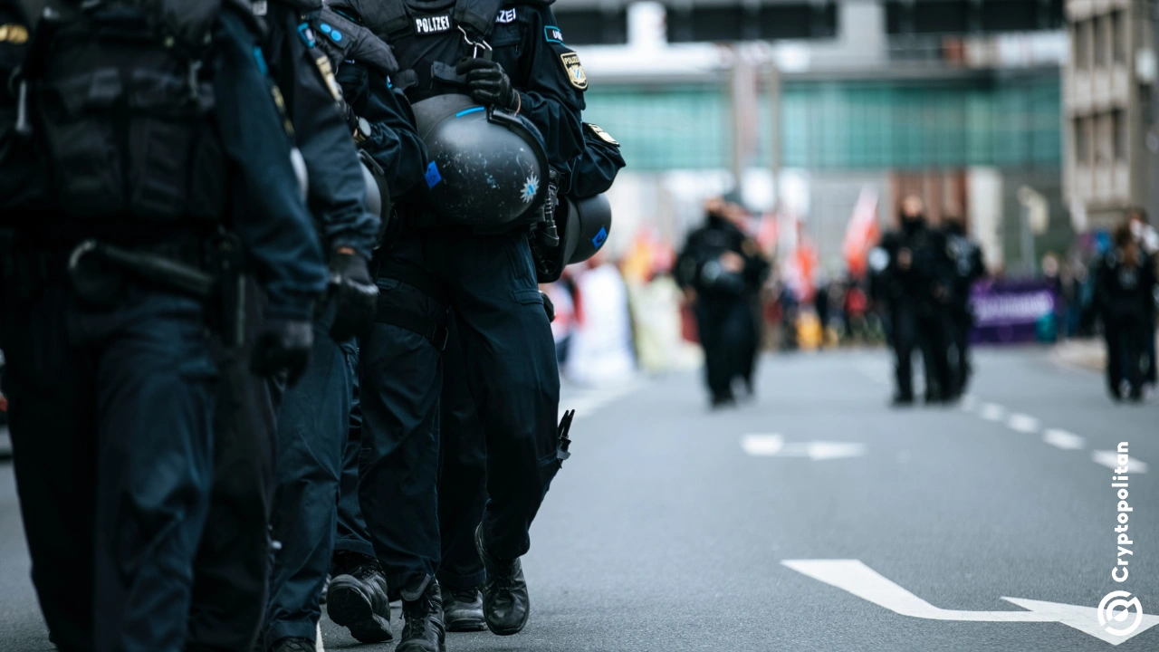 The Thai police have apprehended more than fifteen foreigners in a raid at a building off Soi Nuanchan in Bangkok. According to authorities, the foreign nationals were caught using a website designed to carry out cryptocurrency scams to lure victims into their fraudulent investment schemes. According to local media outlets, the raid was carried out […]