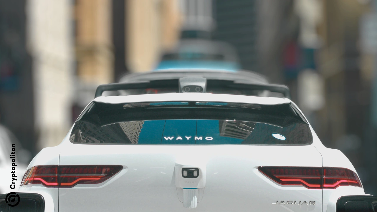 Un gran apagón azotó San Francisco y dejó a los robotaxis Waymo de Alphabet varados en las calles de la ciudad, lo que obligó a Alphabet a pausar su programa de transporte sin conductor en el Área de la Bahía. Pacific Gas and Electric informó que el apagón comenzó el sábado por la tarde y alcanzó su punto máximo dos horas después, afectando a unos 130.000 clientes. Al cierre de esta edición, se reportaban 21.000 […]