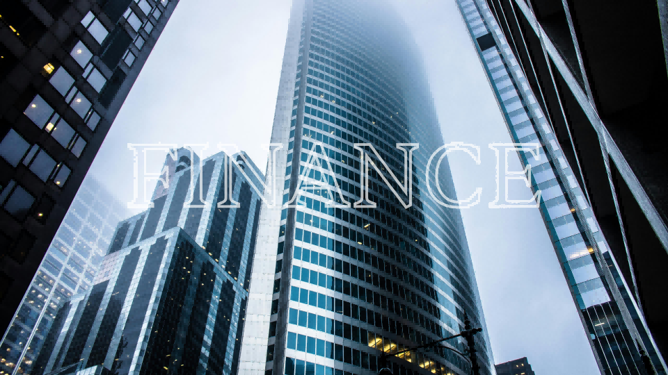 金吾財訊 | 特斯拉(TSLA)盤前漲超2%，截至發稿，報459.860美元。消息面上，特斯拉FSD首次在真實交通環境下完成橫跨美國的長距離行駛，覆蓋高速公路、城市道路、夜間駕駛及多次進出超級充電站等複雜場景，全程2732英里，100%依賴FSD。與此同時，英偉達機器人業務負責人指出，特斯拉 FSD v14 的駕駛行爲已具備高度自然性，在實際體驗中“難以分辨是否由人類駕駛”，因此其可能已通過“物理圖靈測試”。