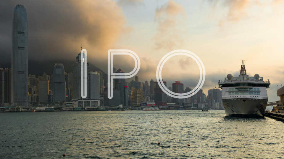 金吾财讯 | 据港交所1月13日披露，莲池医院集团股份有限公司向港交所主板提交上市申请，中国银河国际为其独家保荐人。公司是一家中国特色精品专科医疗集团。截至2025年9月30日，公司按集团化管理结构运营5家医院及一家养老机构。公司始终秉承“患者至上”核心价值观，实施“人本位医疗”管理模式，形成了拥有无痛管理、快速康复(“ERAS”)、医护康麻一体化、无陪护护理等特色医疗服务模式的知名医疗品牌—“莲池医疗”。根据弗若斯特沙利文的资料，公司已成为中国极具影响力的医疗集团。财务方面，于2023年-2024年度及2025年截至9月30日止九个月，公司收入分别为3.56亿元(人民币，下同)、4.18亿元及3.59亿元；对应同期，权益股东应占年╱期内利润及全面收益总额分别为5673.2万元、6759.1万元及5551.4万元。