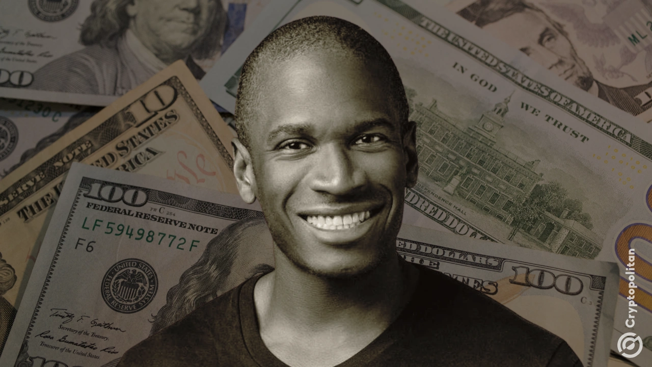 Arthur Hayes sugere que a receita agora determina quais tokens, stablecoins e plataformas de negociação sobreviverão ao próximo ciclo.