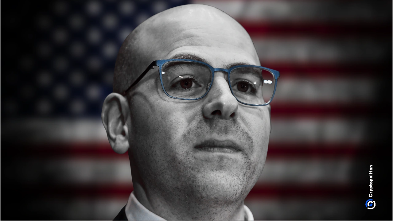 Stephen Miran renunciou ao Conselho de Assessores Econômicos da Casa Branca para se dedicar integralmente ao seu papel no Federal Reserve.