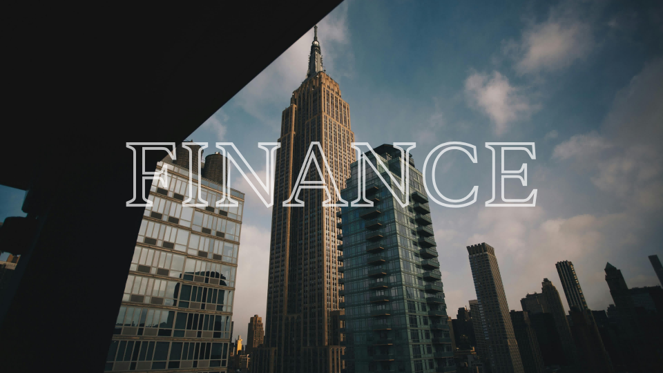 金吾财讯 | 甲骨文(ORCL)涨超9%，截至发稿，报156.68美元。消息面上，惠誉给予甲骨文公司高级票据“BBB”评级，同时确认其发行人信用评级，展望稳定。另外，戴维森投行将其股票评级从 “中性” 上调至 “买入”；联博集团分析师Mark Moerdler维持甲骨文买入评级。