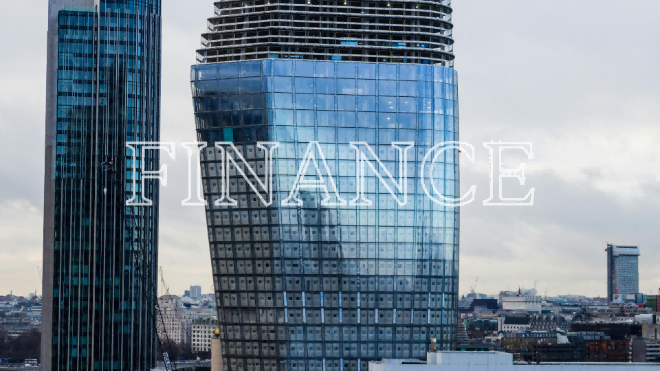 金吾财讯 | 英伟达(NVDA)涨超3%，截至发稿，报191.08美元。消息面上，高盛分析师预计，英伟达2025财年第四季度营收将达到673亿美元，同时在盈利端也将超出市场预期。多项催化因素有望推动英伟达股价走高，并据此给出250美元的目标价，较2月6日收盘价仍有约35%的上涨空间。分析师预计，Rubin GPU将在2026年第三季度开始出货，第四季度及以后显著放量，并支撑公司至少到2028年的强劲增长。