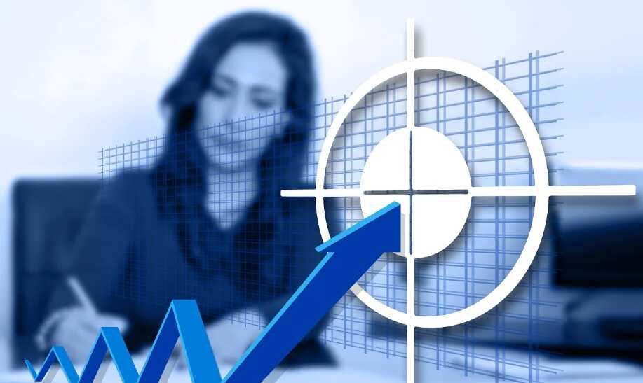 金吾财讯 | 钢铁股走强，重庆钢铁股份(01053)涨6.96%，爱德新能源(02623)涨7.30%，鞍钢股份(00347)涨4.06%，马鞍山钢铁股份(00323)涨3.56%，中国东方集团(00581)涨2.65%，中国罕王(03788)涨2.39%，亚太资源(01104)涨1.64%，恩典生命科技(02112)涨1.56%，天工国际(00826)涨1.25%。据《中国冶金报》记者不完全统计，截至2月10日，共有27家钢铁板块上市公司发布了业绩预告，15家企业归母净利润为正，占发布业绩预告企业的比例达55.5%，盈利区间为0.07亿元~30亿元。12家企业实现负盈利，不过8家企业亏损收窄。