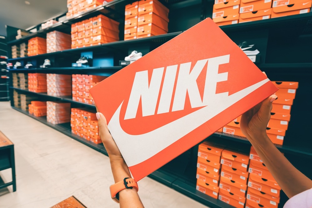 TradingKey - El 30 de junio, hora del este, después de que Nike ( NKE) publicara sus resultados financieros del cuarto trimestre del año fiscal 2026 durante las operaciones posteriores al cierre del m